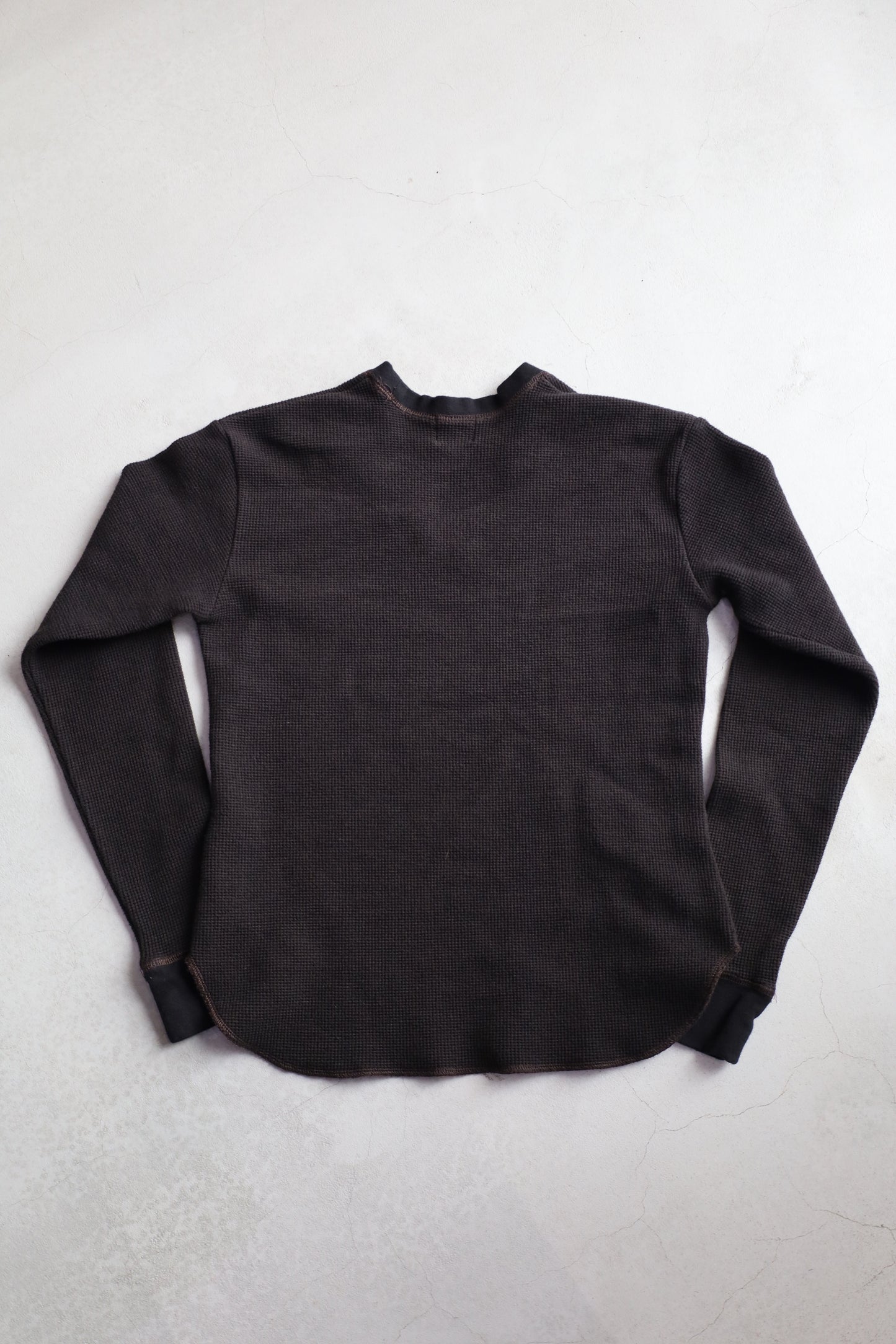 HOWIE black overdye thermal long Sleeve (Overdyed Brown to Black)