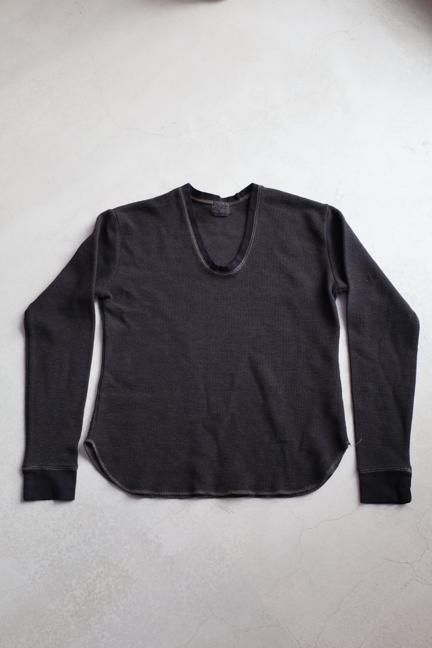 HOWIE black overdye thermal long Sleeve (Overdyed Blue to Black)