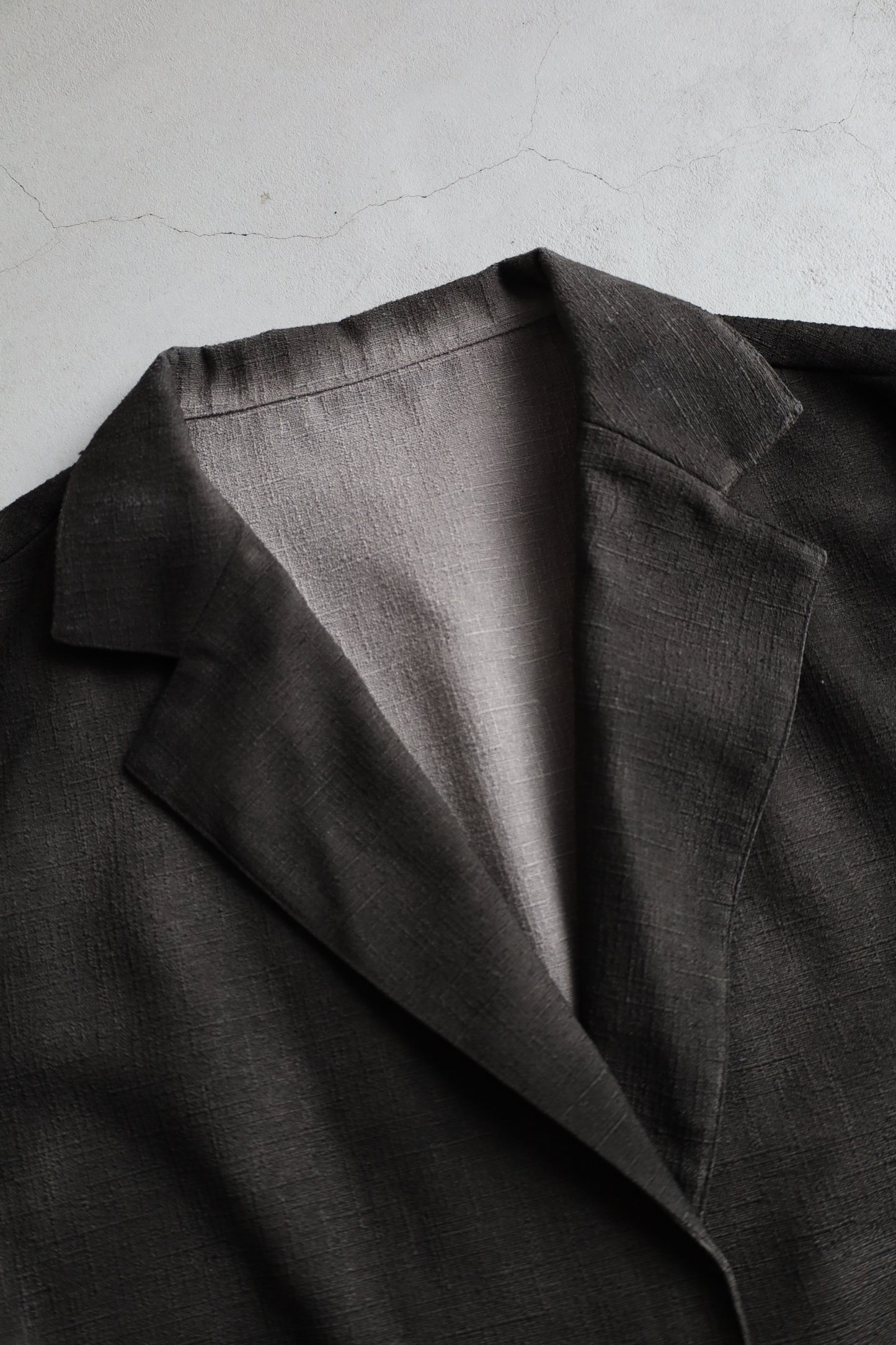 HOWIE black spray fade tailored jacket (taupe)