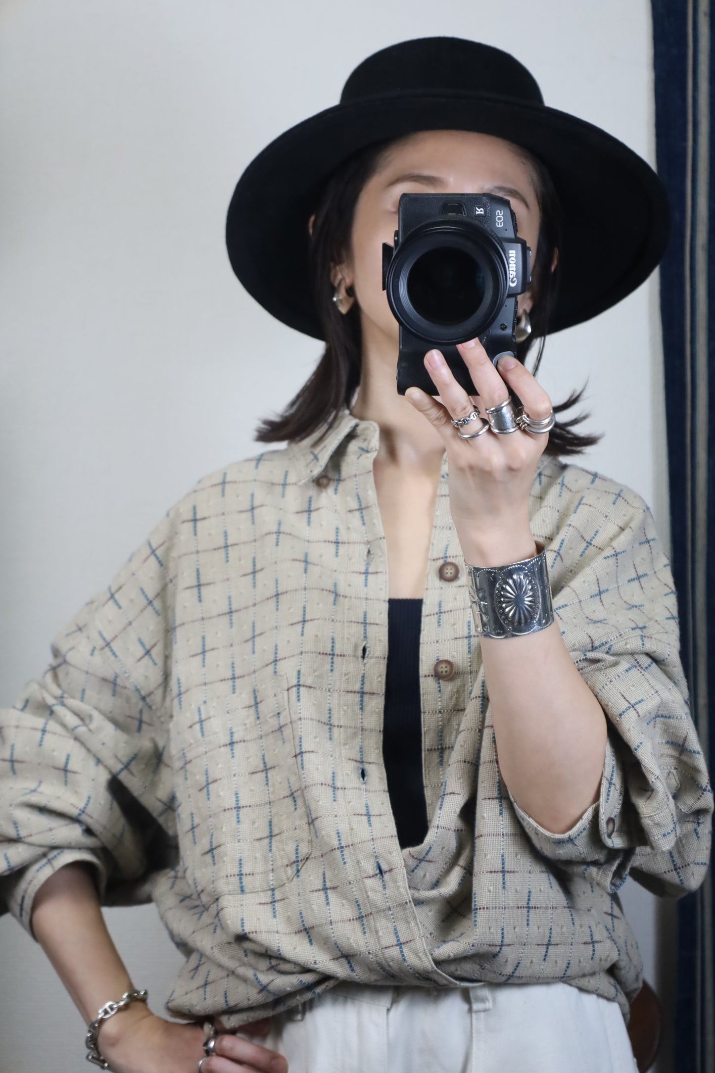 A460 / early 2000's THE TERRITORY AHEAD pattern shirt