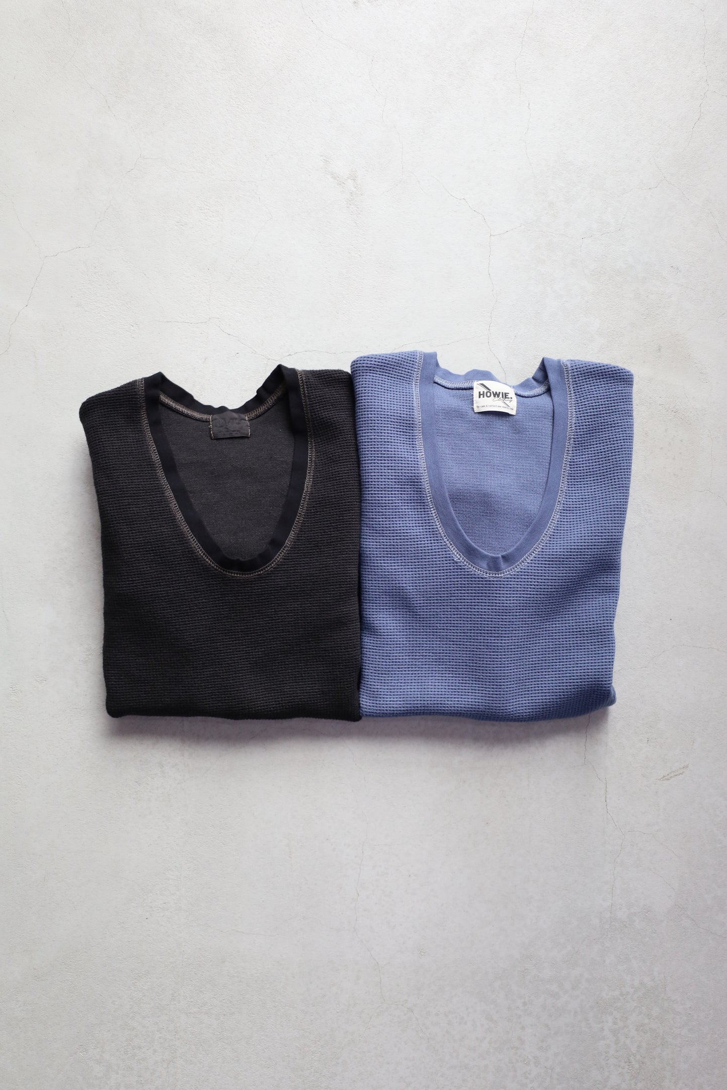 HOWIE black overdye thermal long Sleeve (Overdyed Blue to Black)
