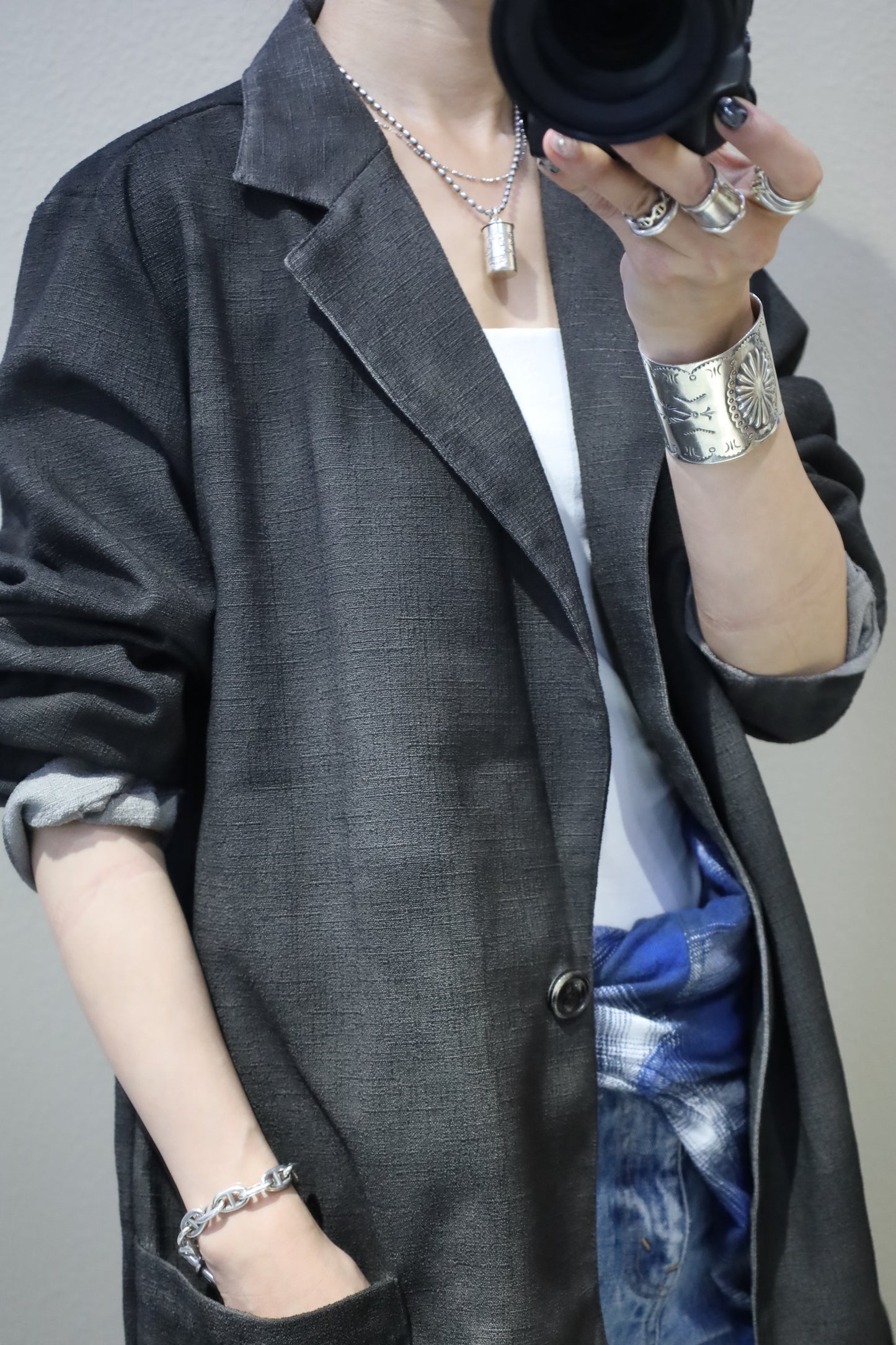 HOWIE black spray fade tailored jacket (taupe)