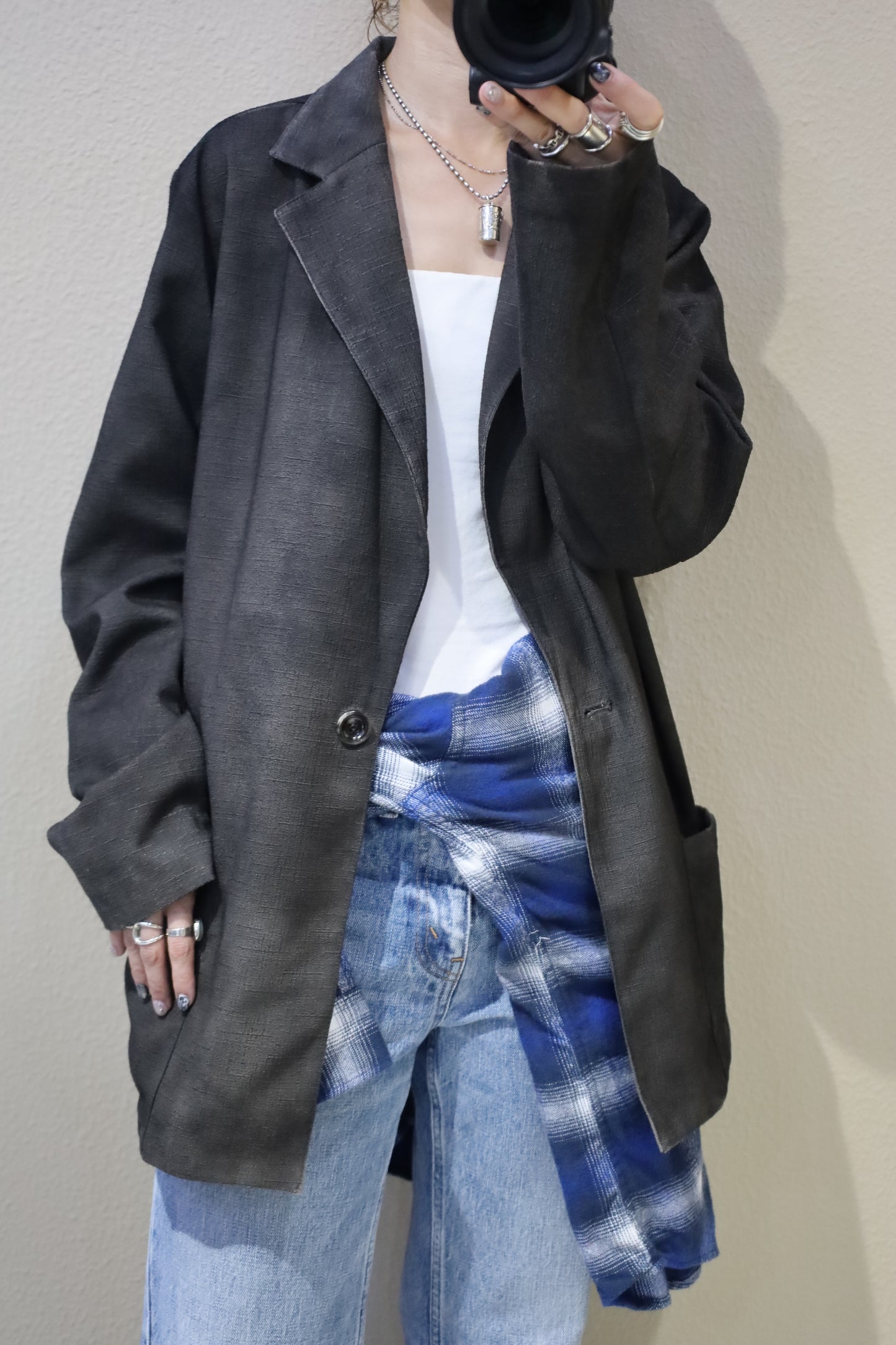 HOWIE black spray fade tailored jacket (taupe)