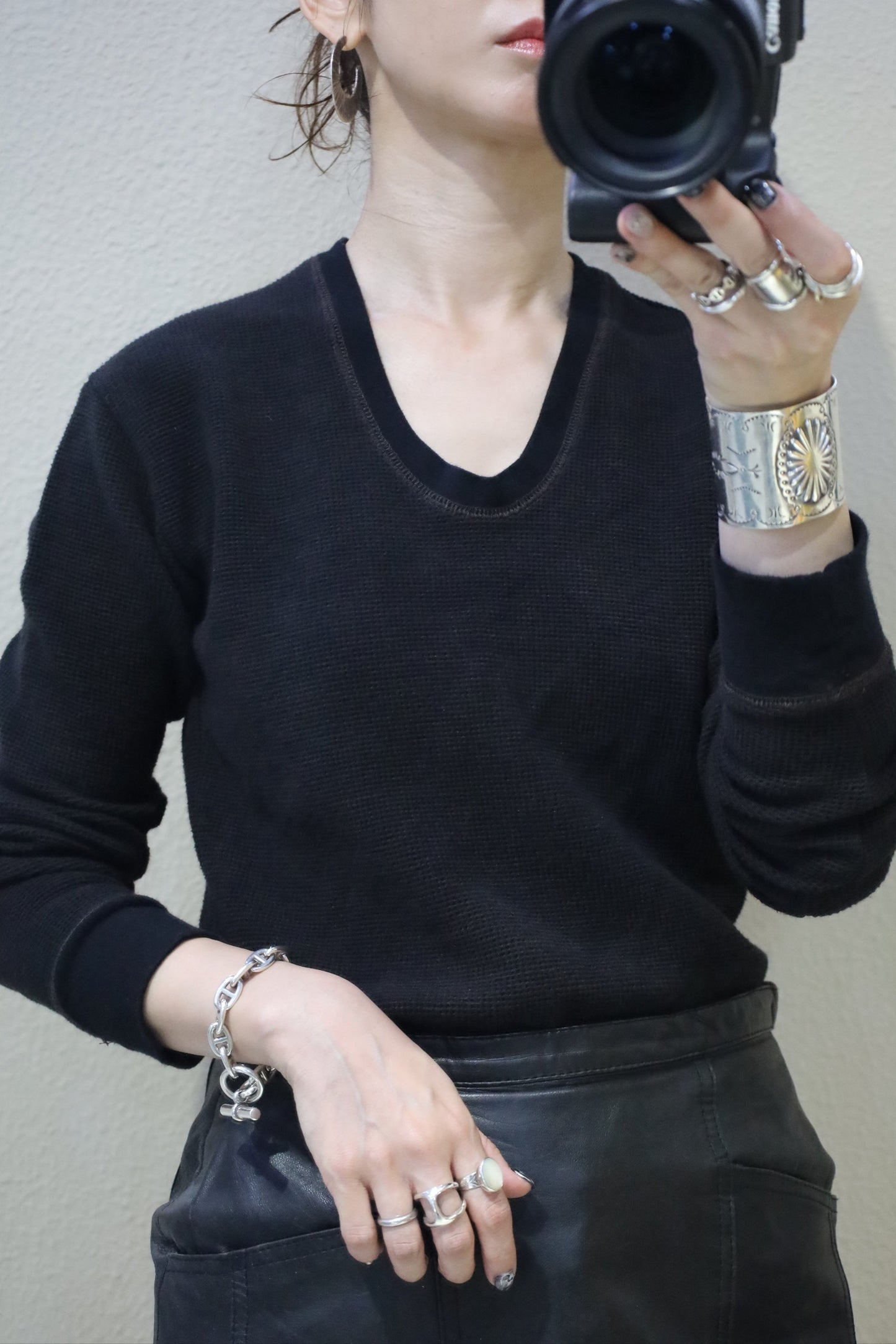 HOWIE black overdye thermal long Sleeve (Overdyed Brown to Black)