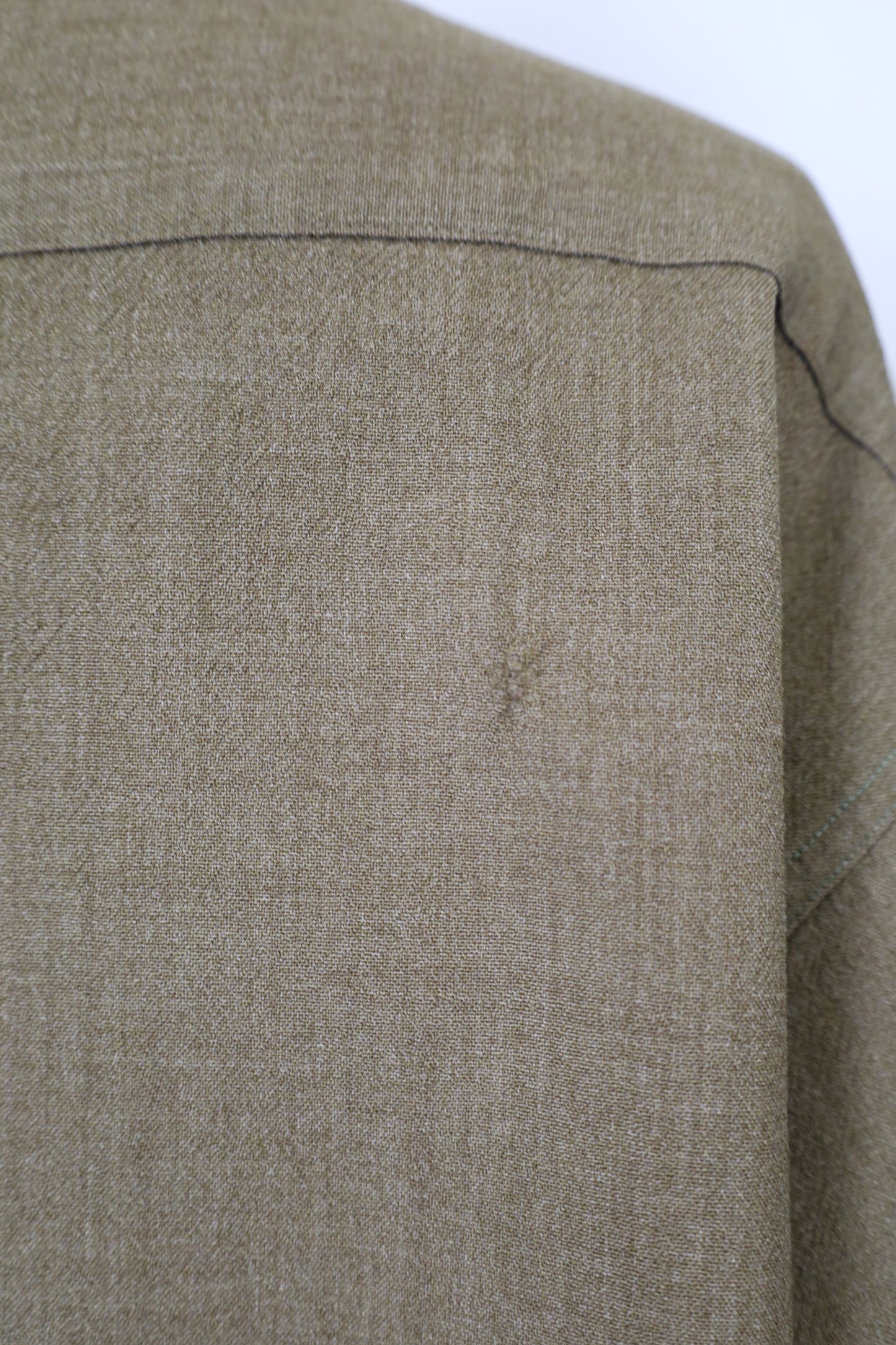 F133 / 1970's Vintage UNKNOWN over size shirt