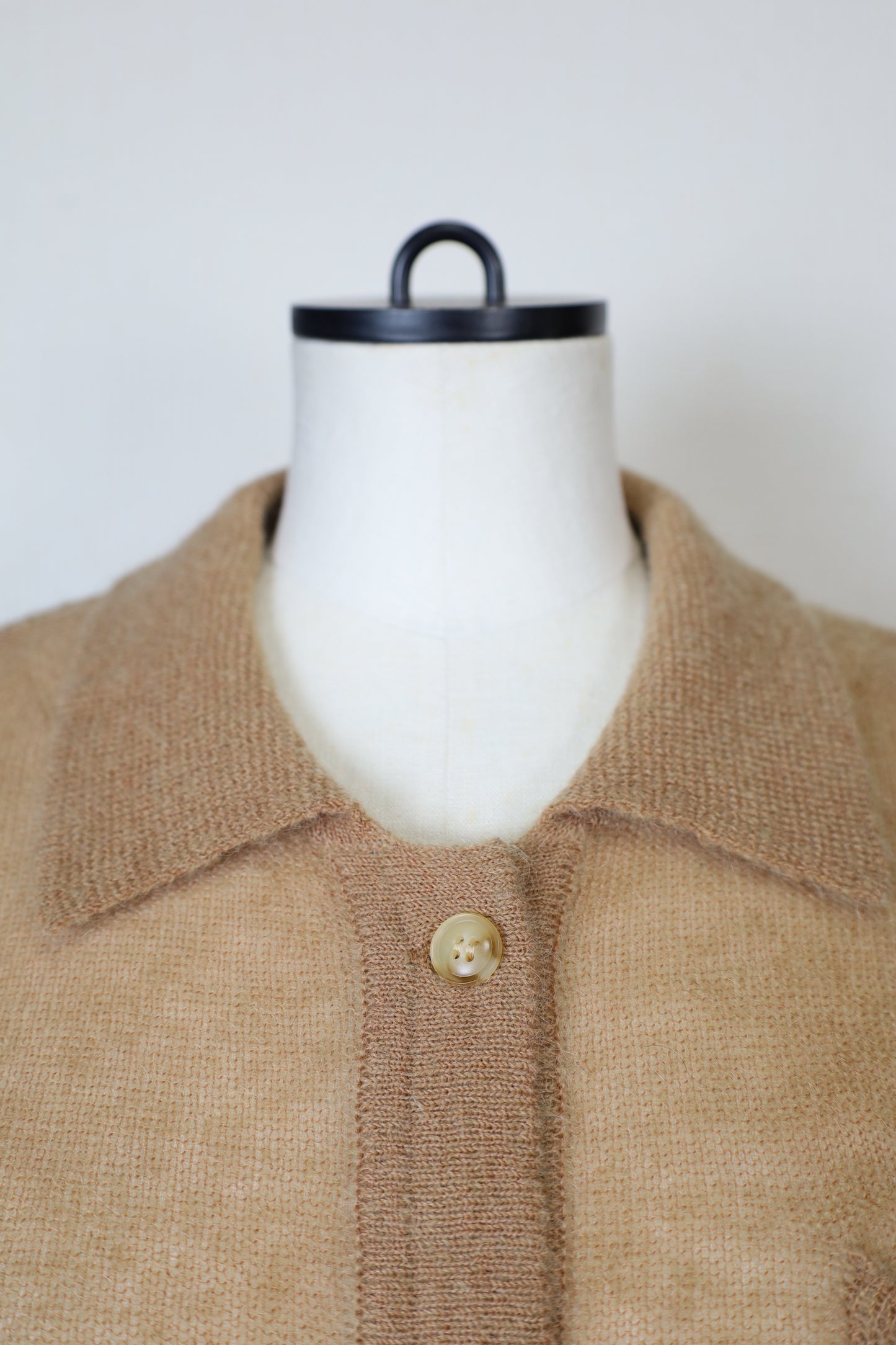 HOWIE polo knit cardigan (beige)
