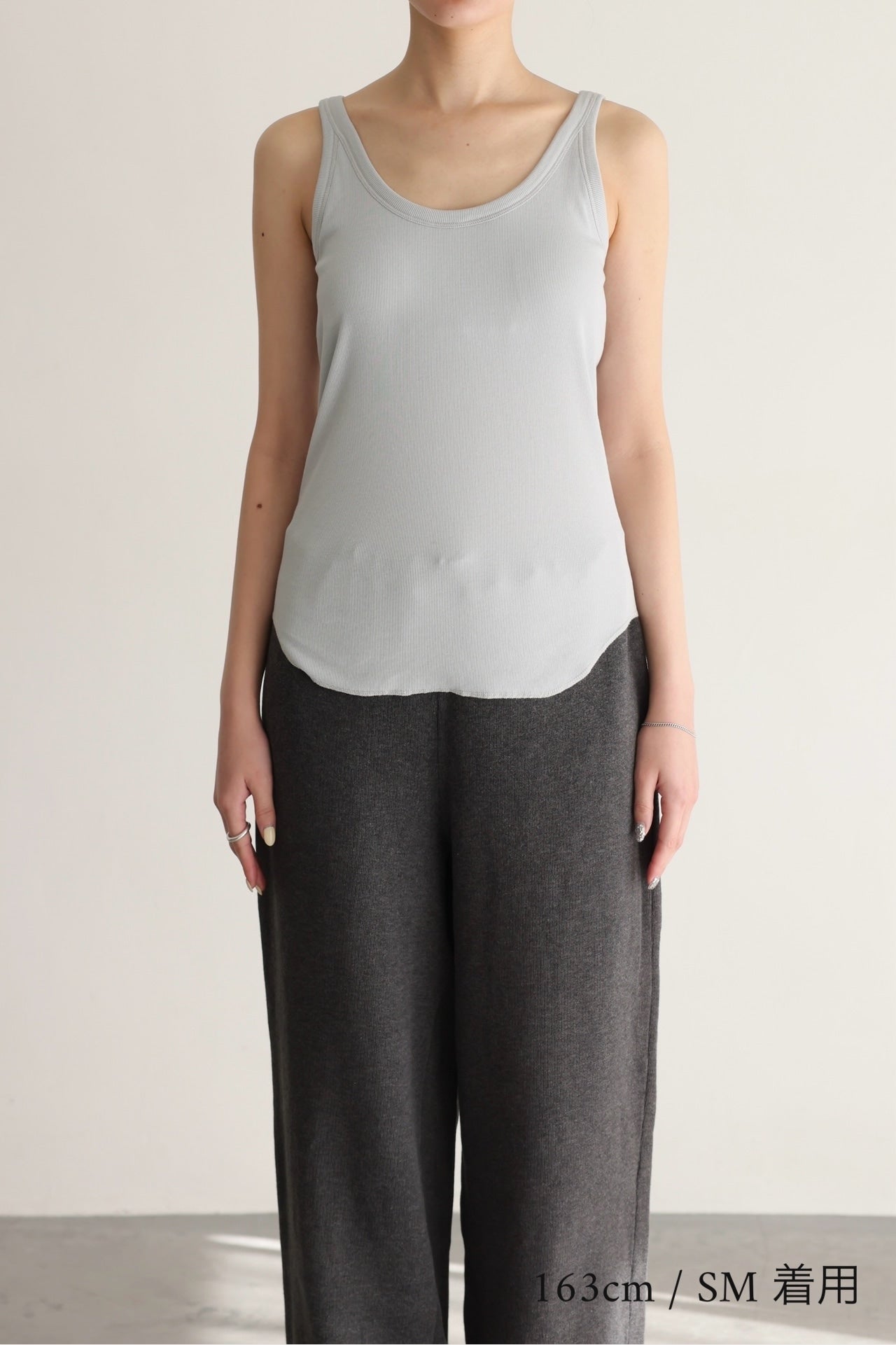 Soft Fit Pad Tank (black)