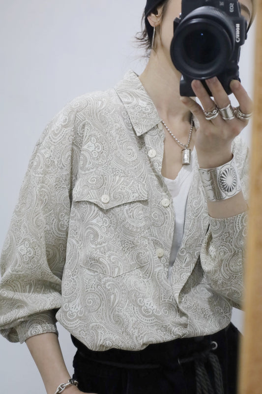 B730 / 2000's Liz Claiborne paisley shirt
