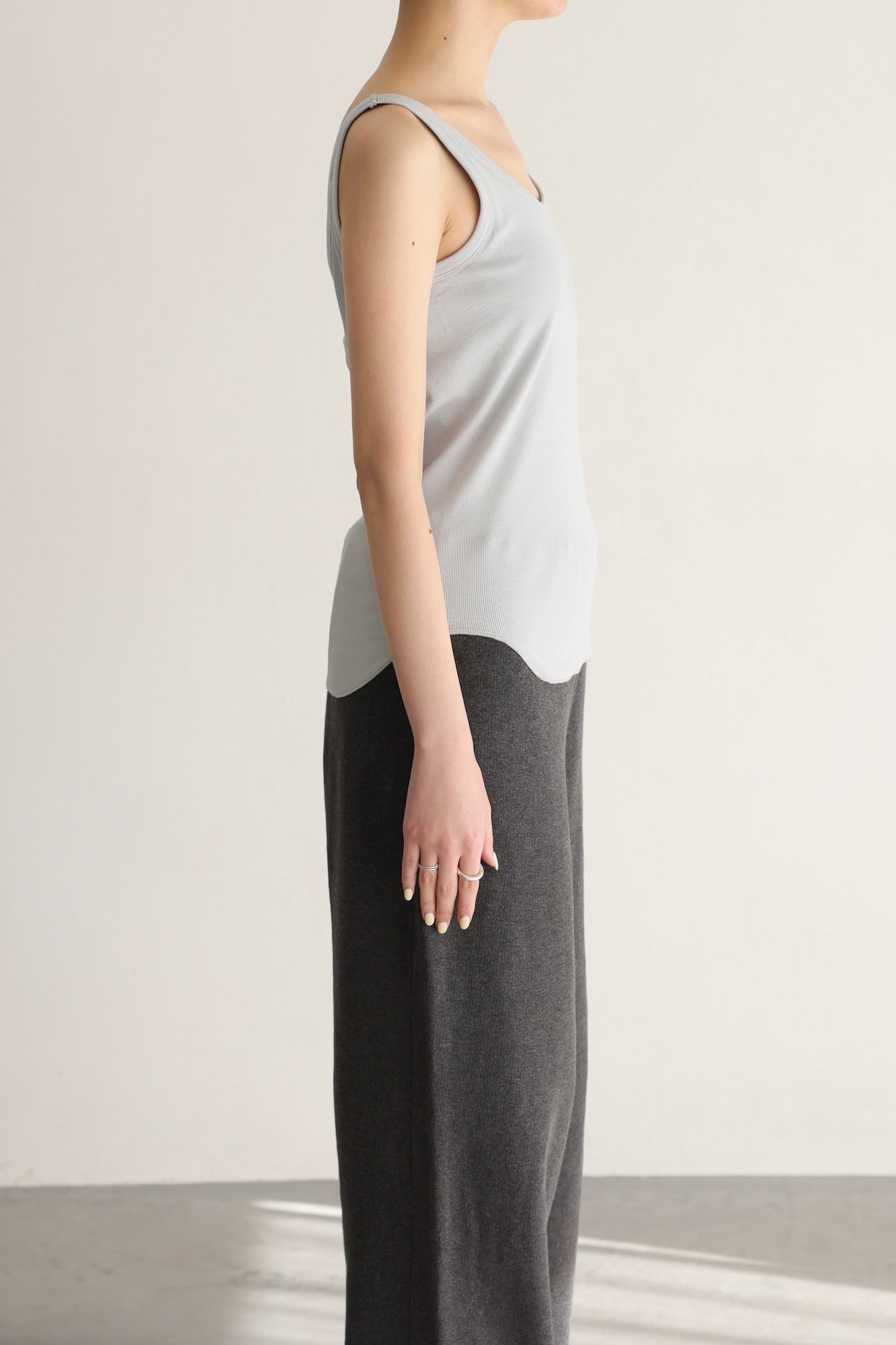Soft Fit Pad Tank (black)