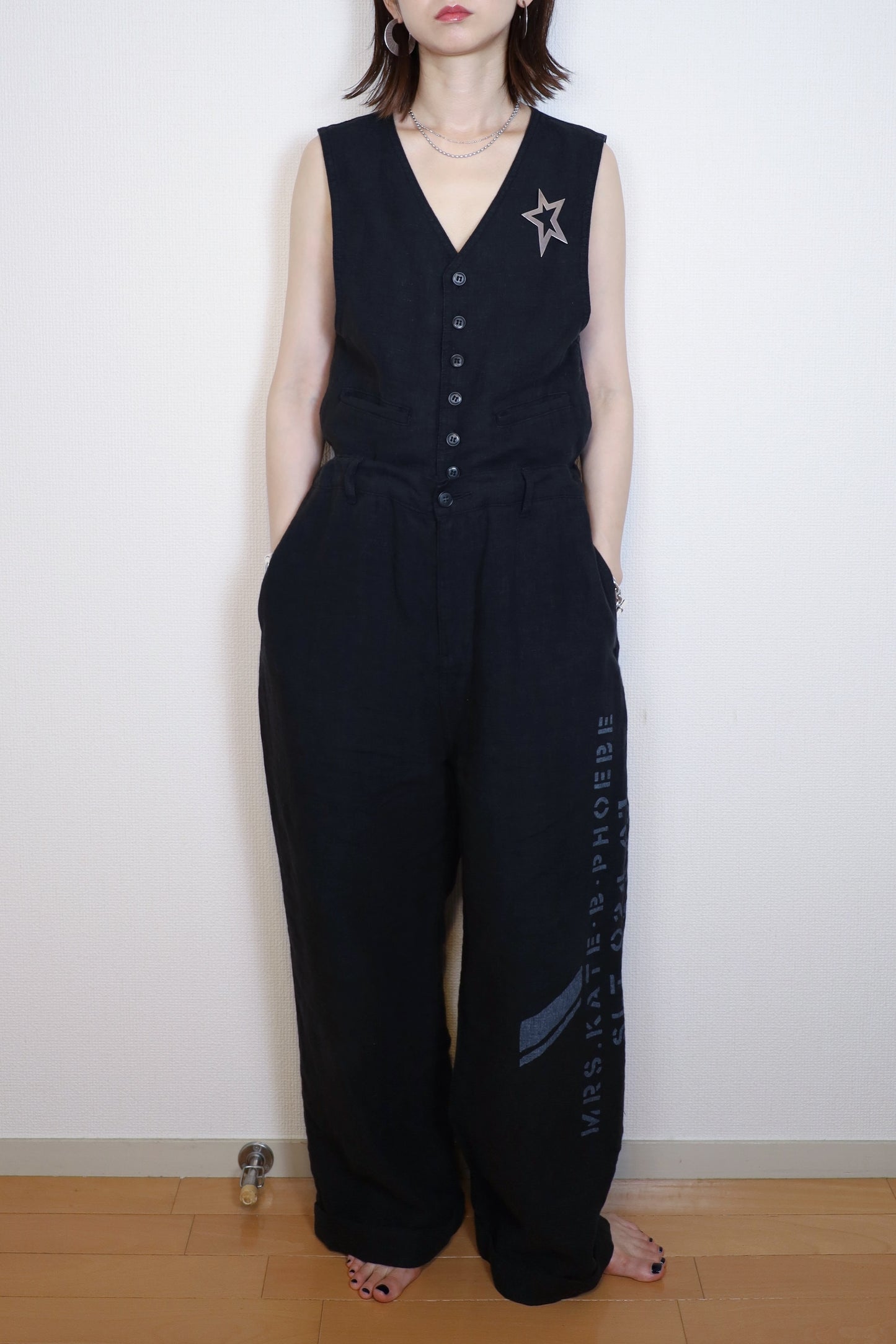 HOWIE linen vest (black)