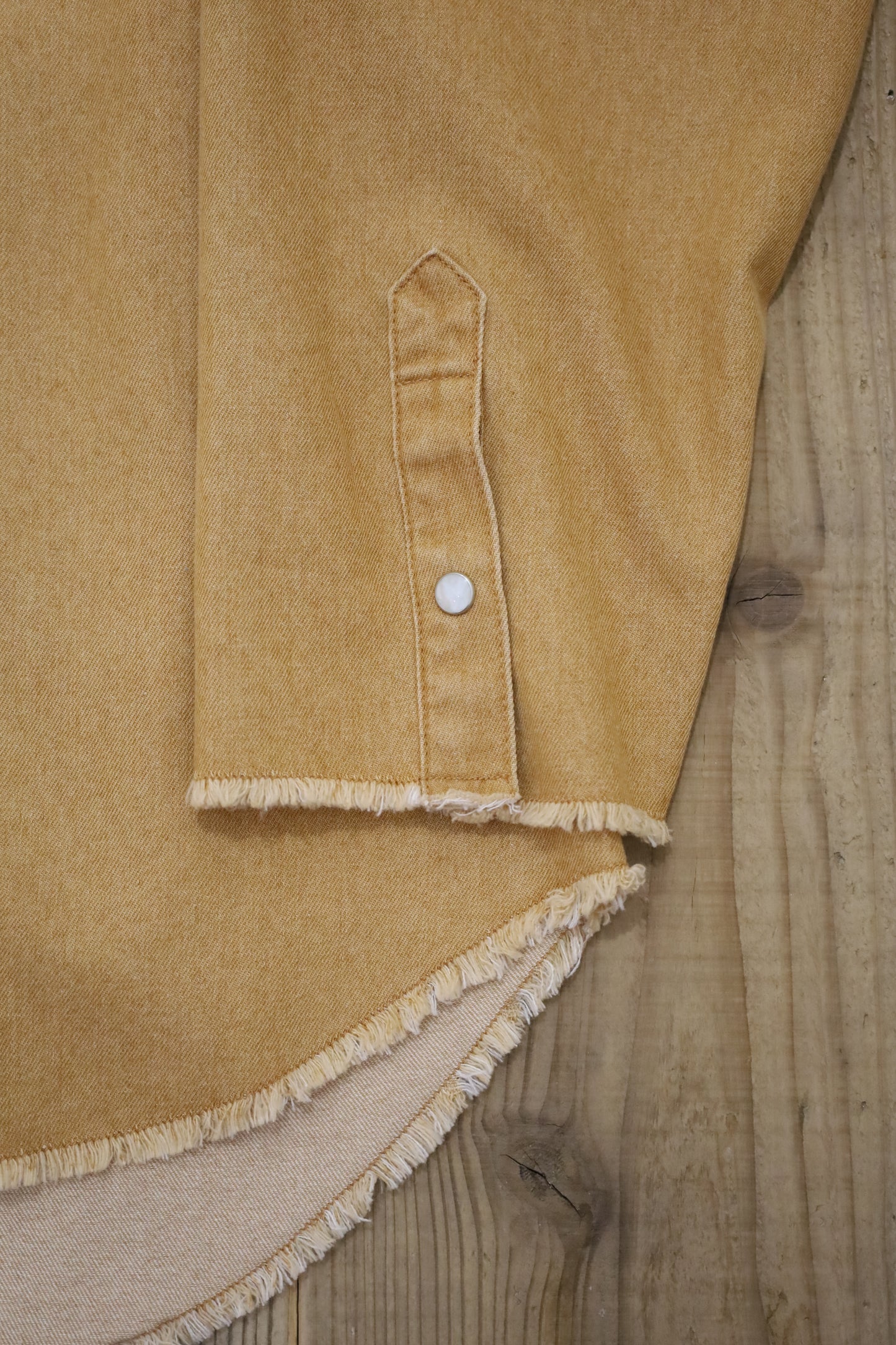 HOWIE DENIM SHIRT (camel)
