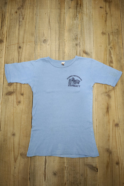 D796 / 1970's Vintage UNKNOWN print tee