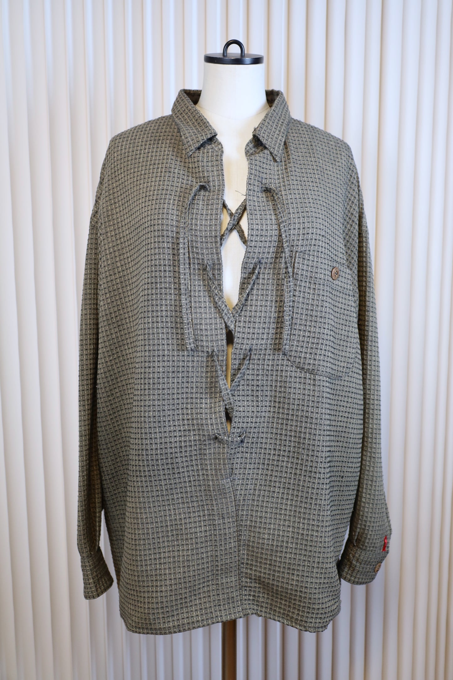 A715 / early 2000's SIGNUM remake lace up Design Shirt