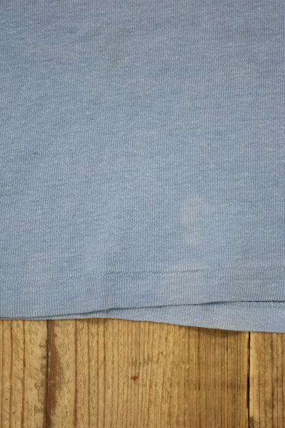 D796 / 1970's Vintage UNKNOWN print tee