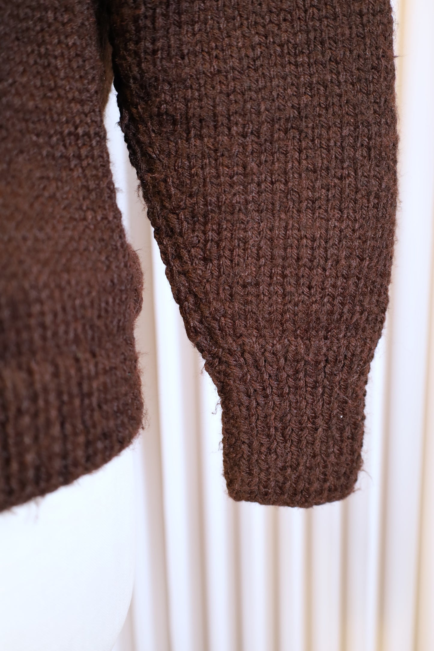 J26 / 1980's UNKNOWN wool knit