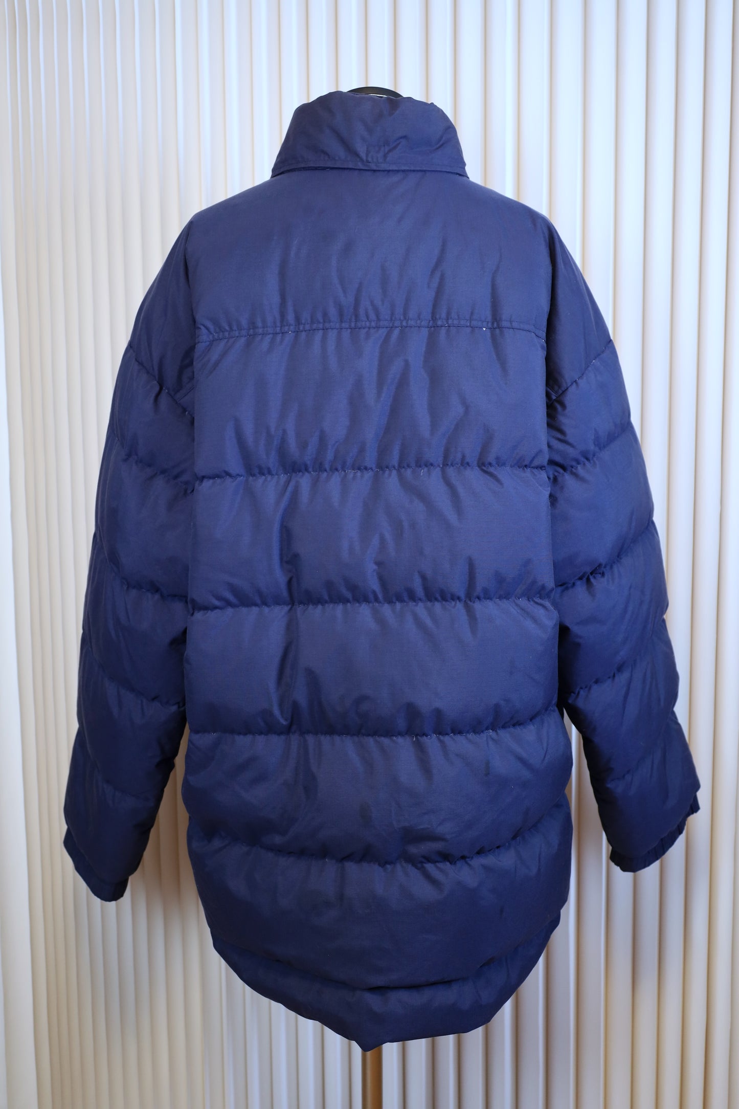Z904 / 1990's ADIDAS down jacket