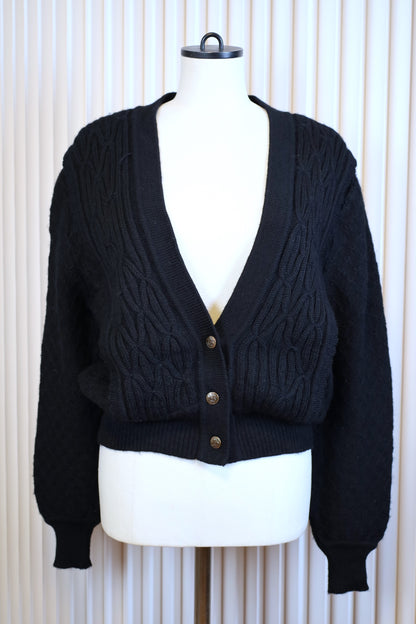 L71 / 1990's Ki Clayton Gold Botton Cable Cardigan