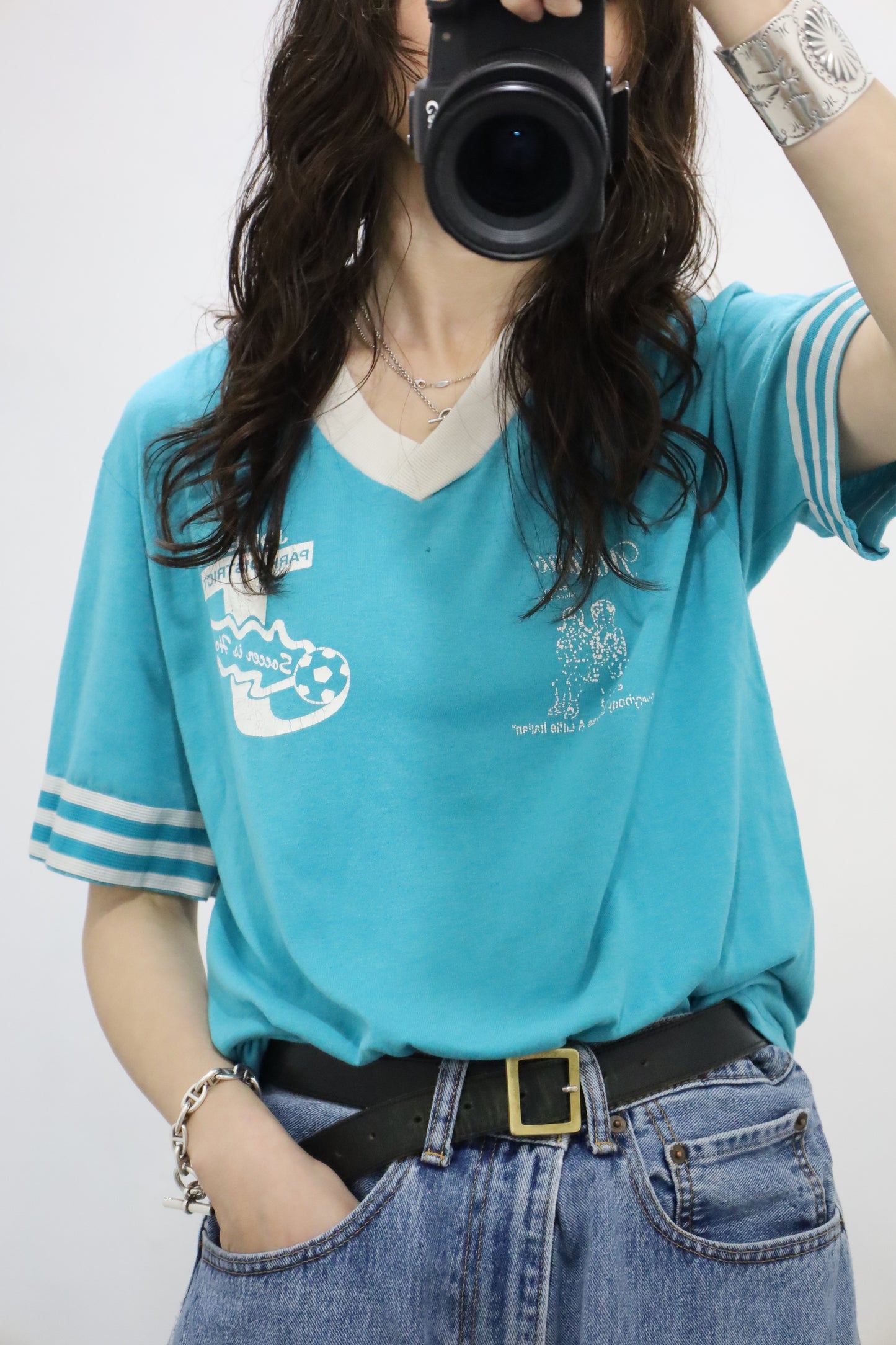 B748 / 1990's SOFFE SHIRTS Football tee