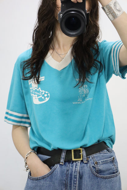 B748 / 1990's SOFFE SHIRTS Football tee
