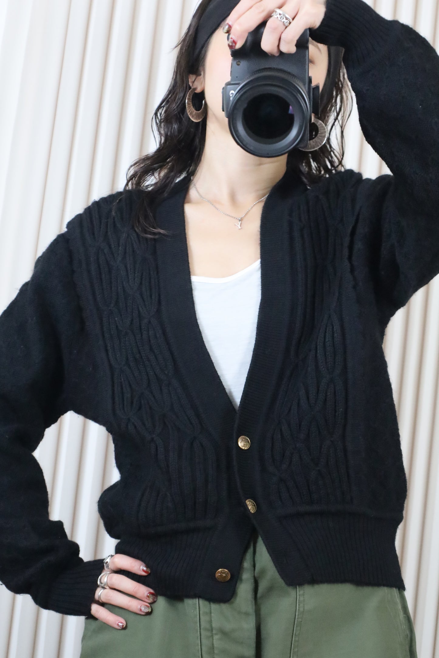 L71 / 1990's Ki Clayton Gold Botton Cable Cardigan