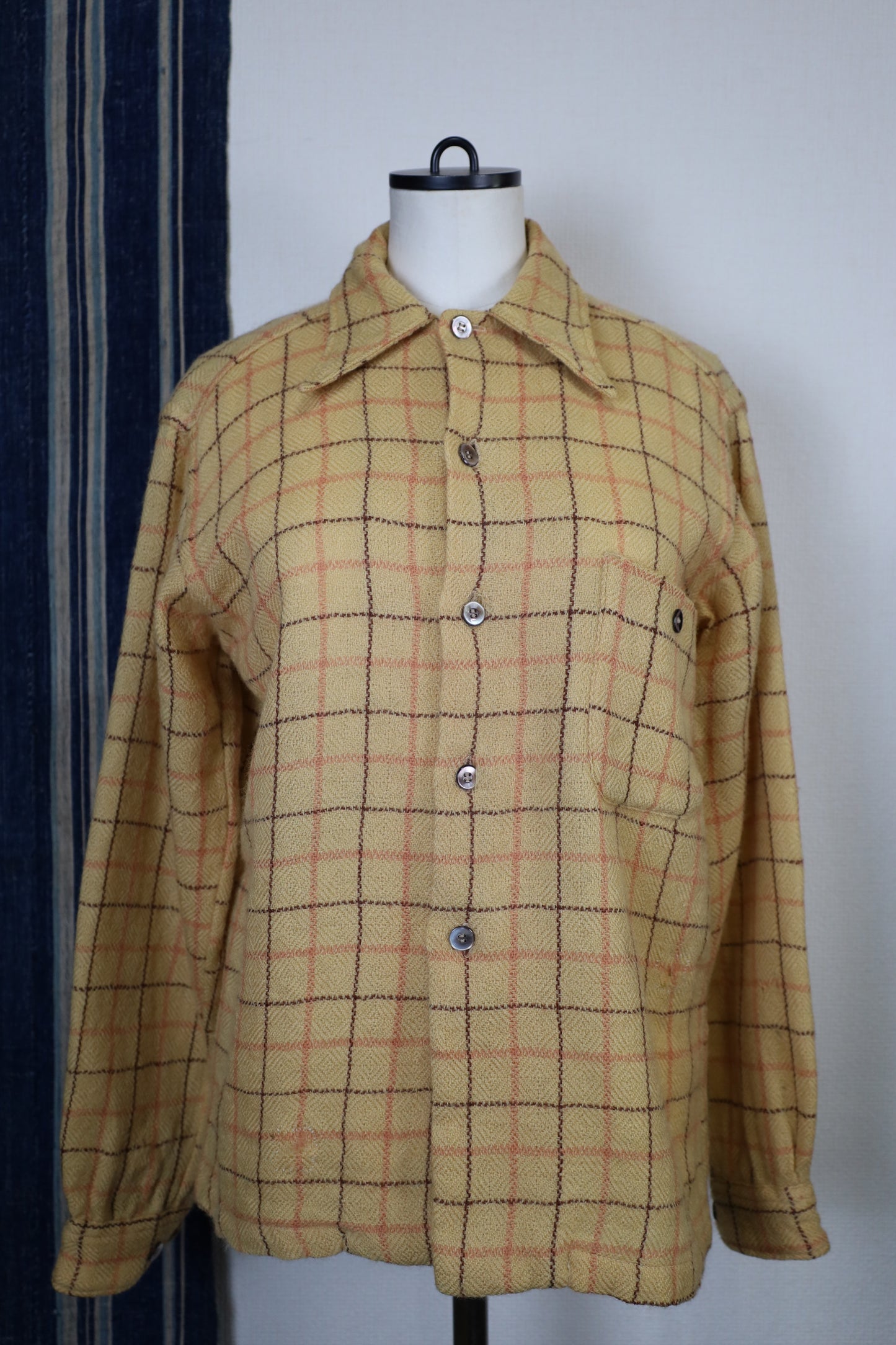 B135 / 1970's Vintage Customneedle Tailoring Wool Check Shirt