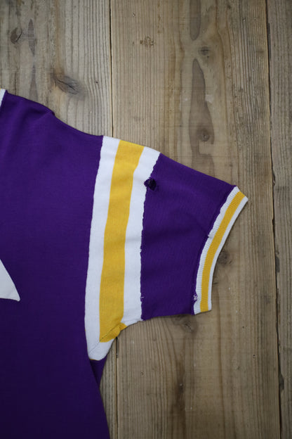 B548 / Vintege ATA football tee
