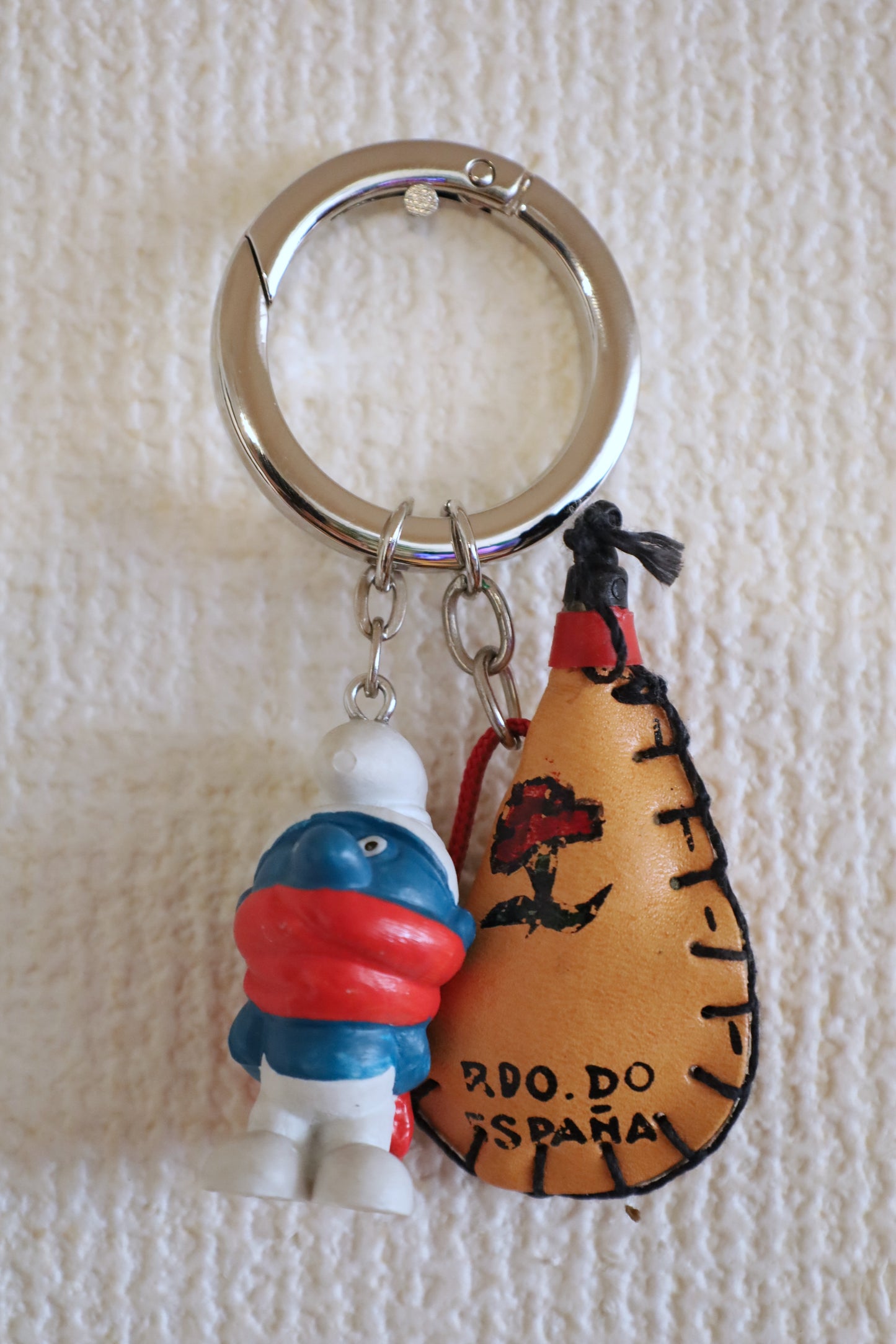 14 / key ring Smurf