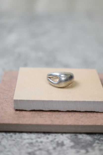 37 / Sterling silver ring