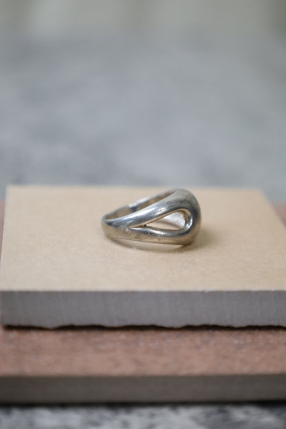 37 / Sterling silver ring