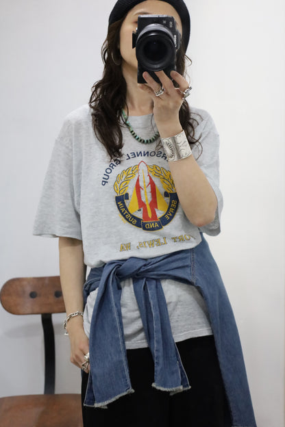 B842 / 1990's JERZEES print tee