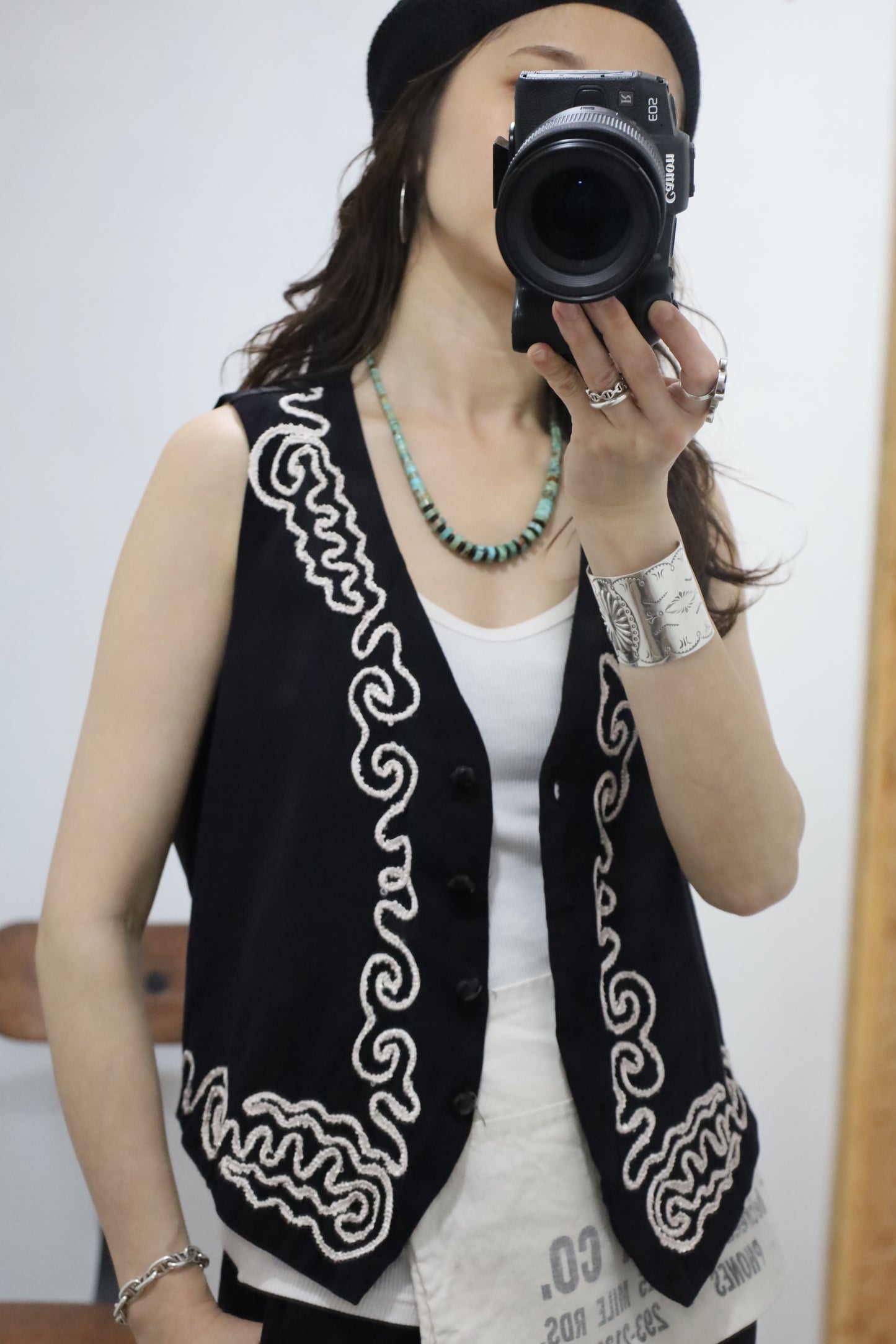 B925 / 2000's ice embroidery design vest
