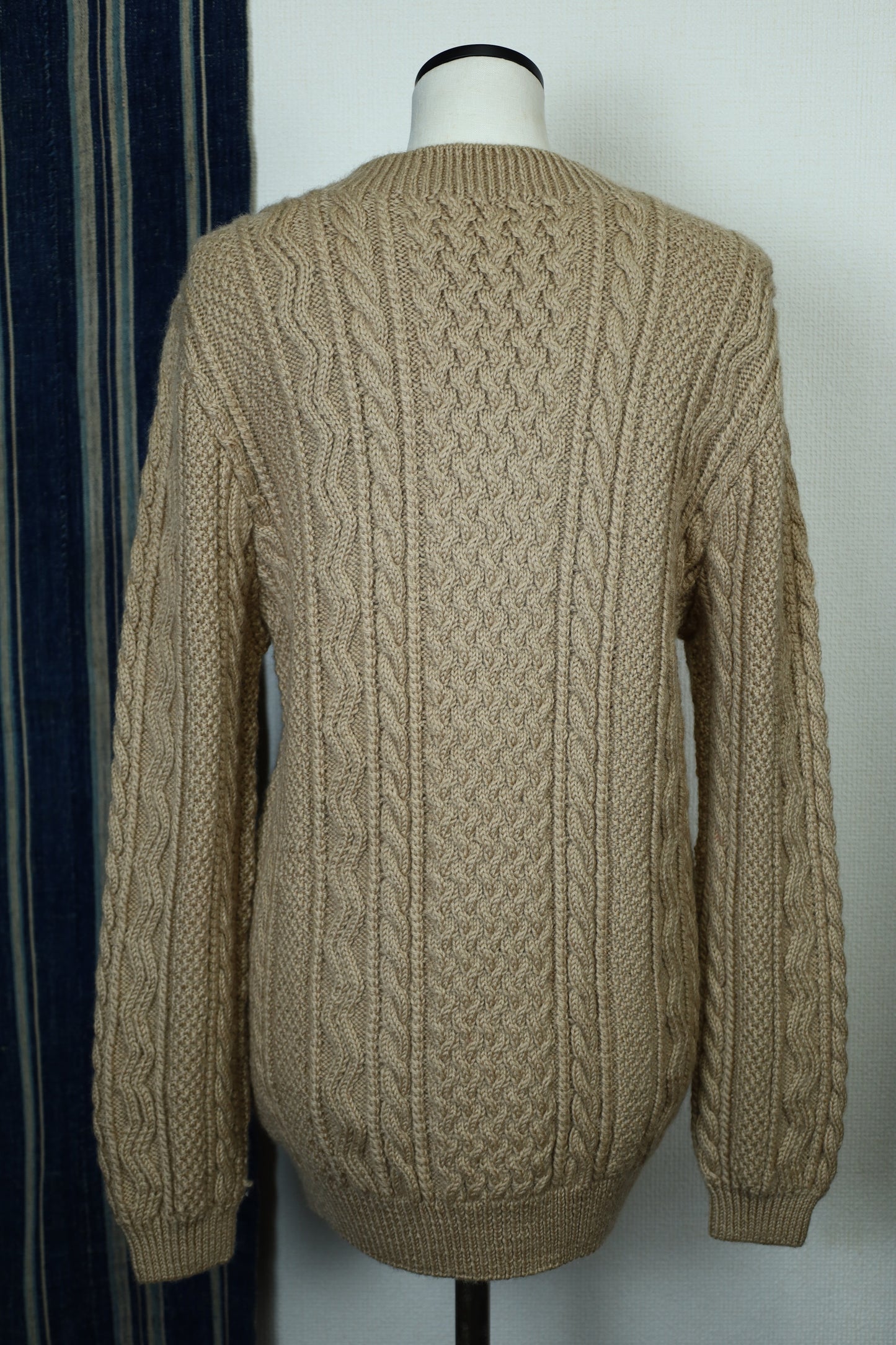 B134 / UNKNOWN OLD Alan Cable Knit