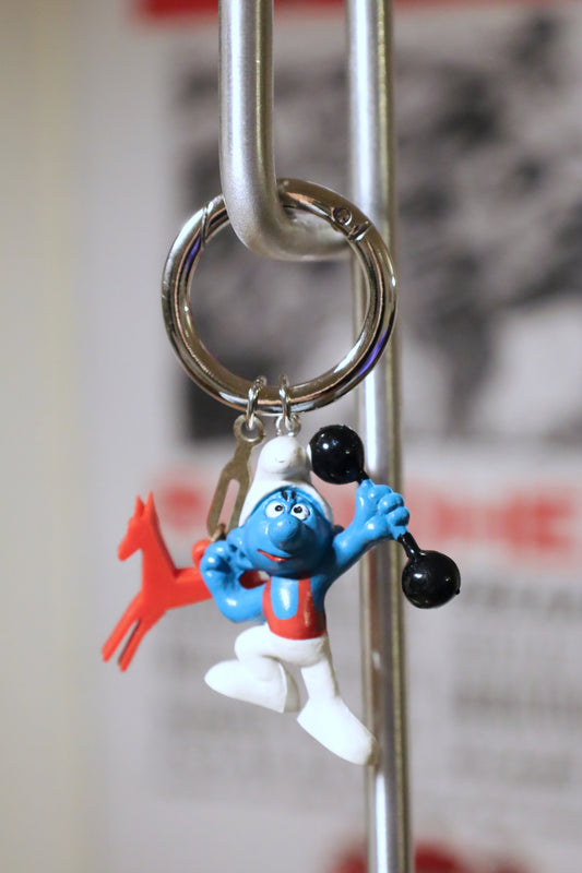 4 / key ring Smurf
