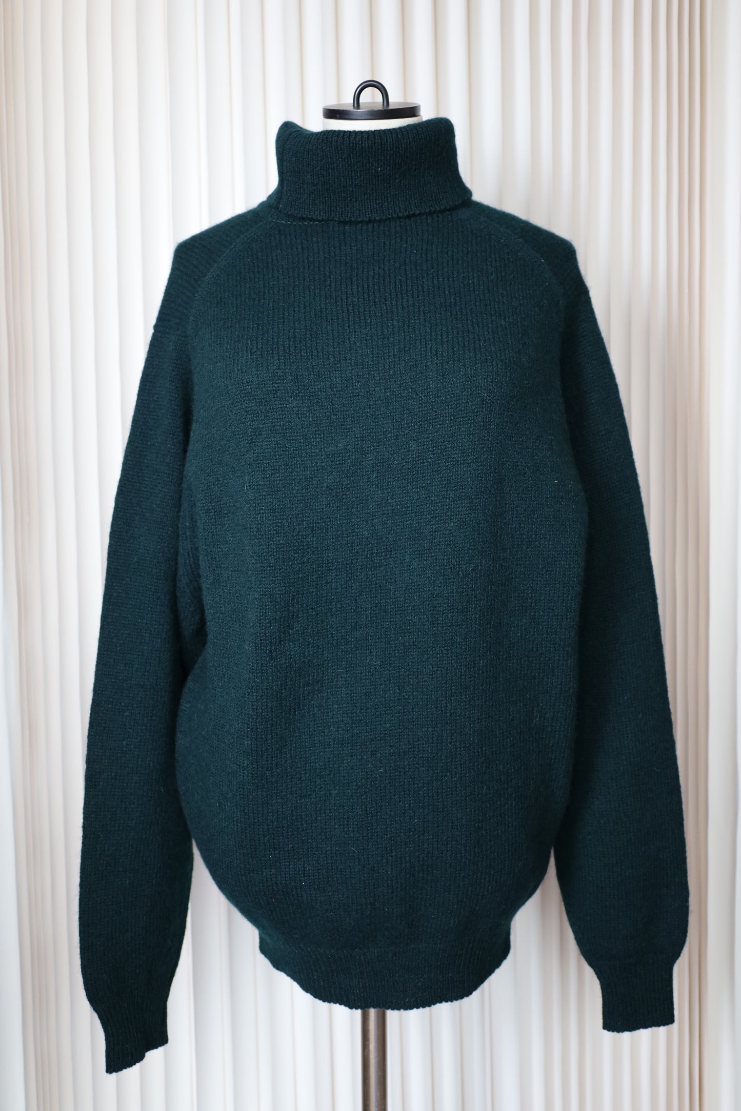 Z374 / 2000's OLD LOCHCARRON turtle neck knit