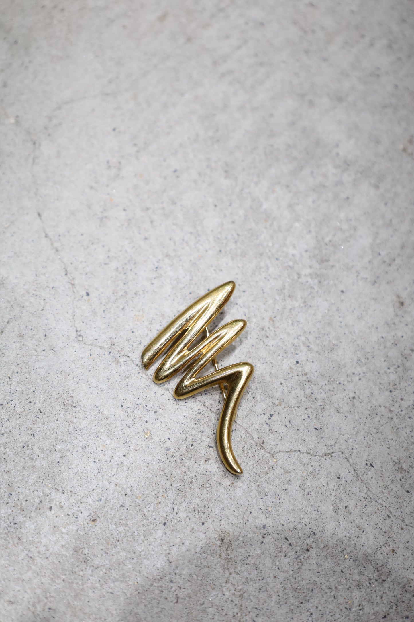 2 /  brooch