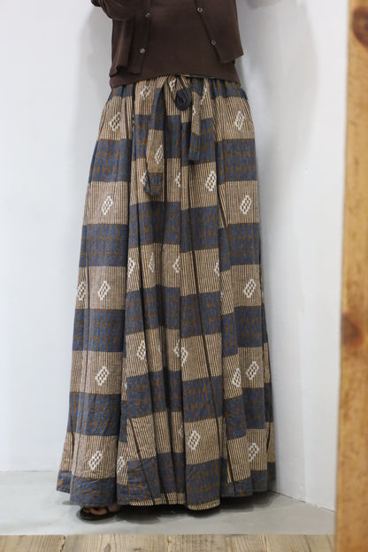 A924 / UNKNOWN  India cottonn pattern skirt