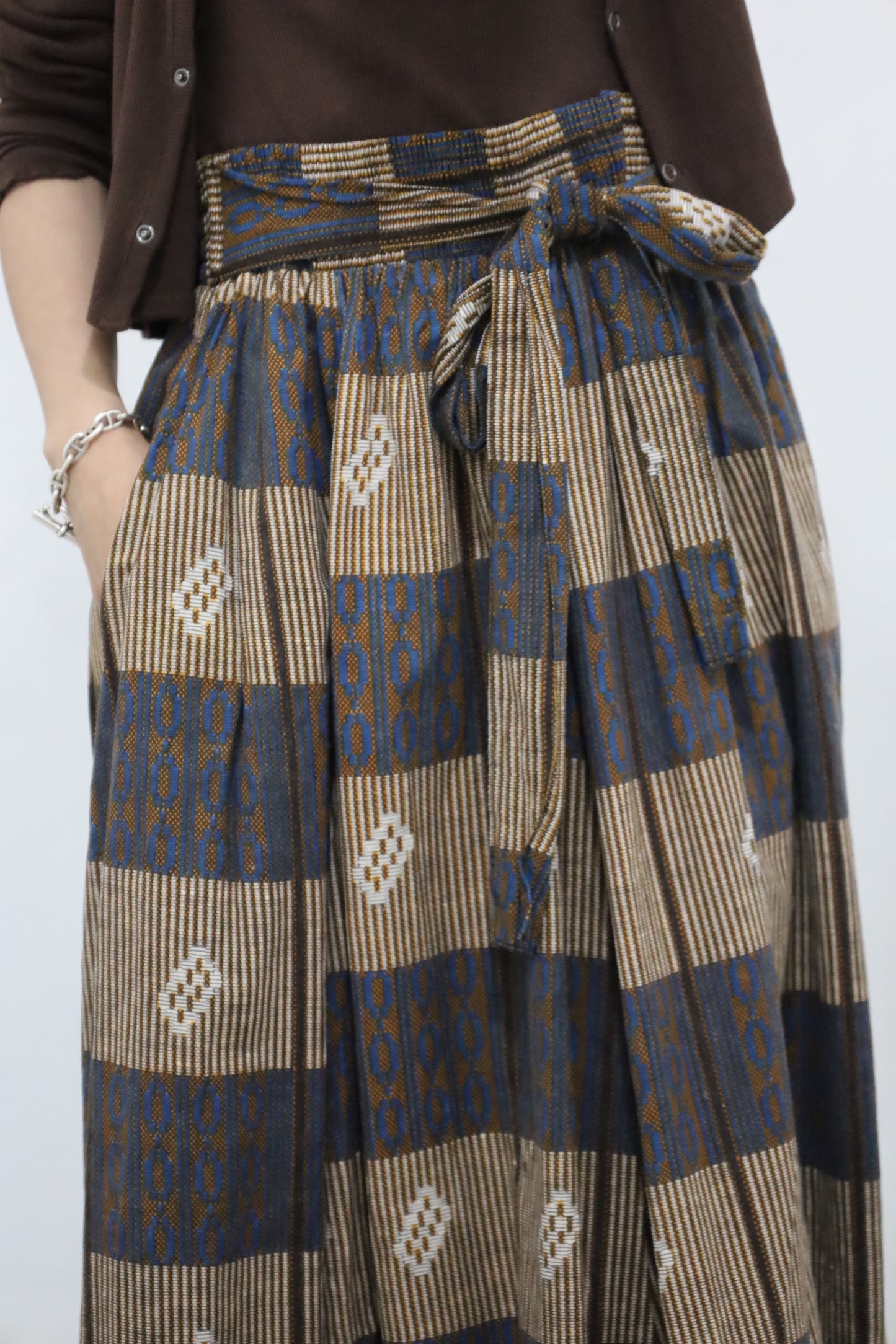 A924 / UNKNOWN  India cottonn pattern skirt