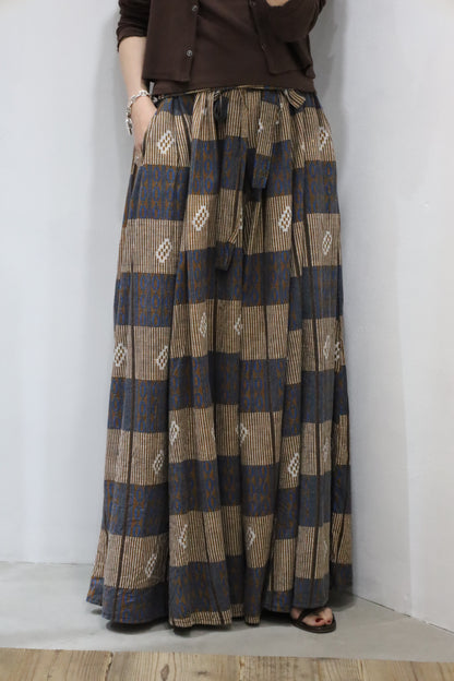 A924 / UNKNOWN  India cottonn pattern skirt