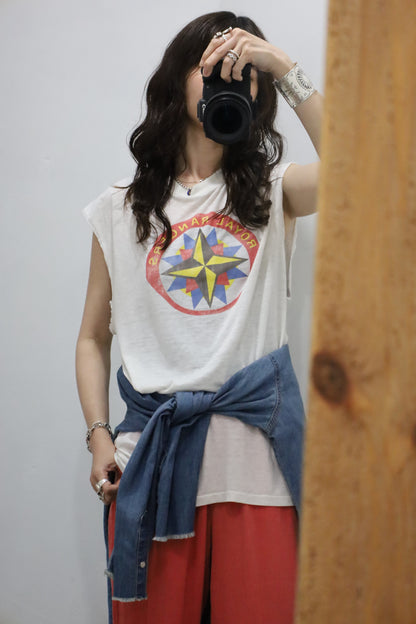 A890 / 1980's Hanes print tanktop