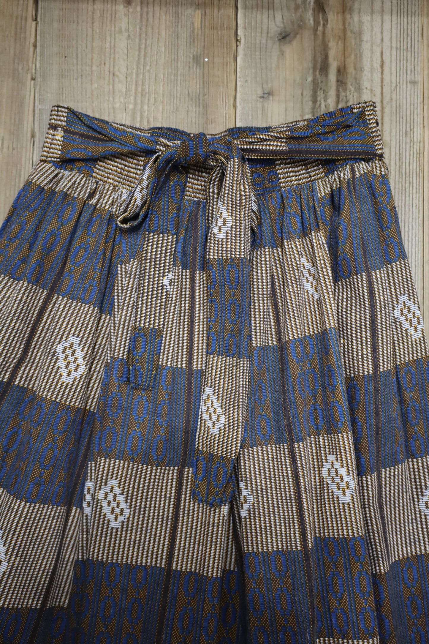 A924 / UNKNOWN  India cottonn pattern skirt