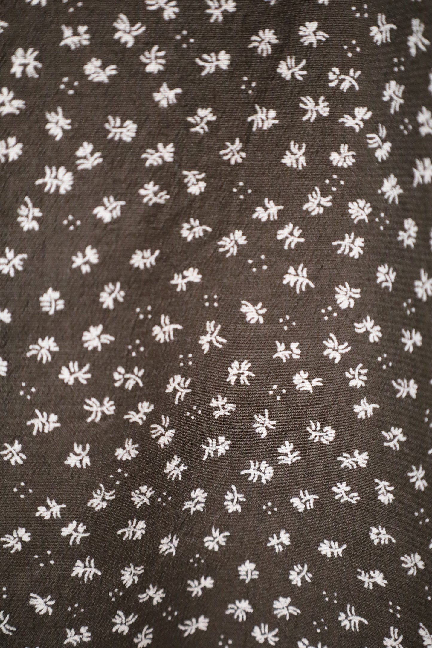 B906 / 1990's SOTANZA rayon fabric skirt