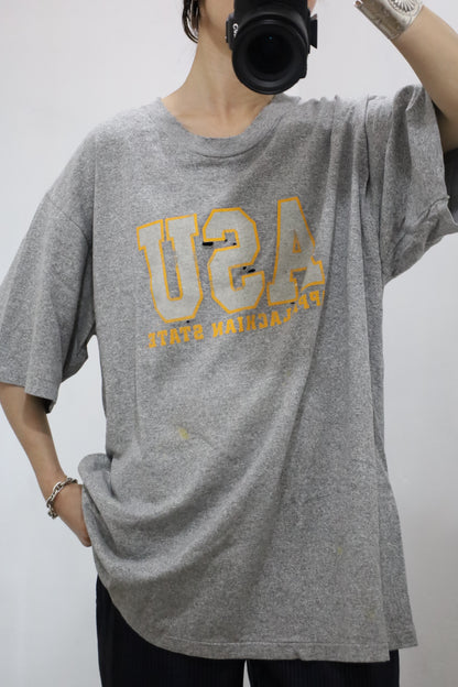 B903 / 1990's cotton exchange print tee