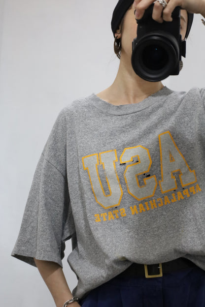 B903 / 1990's cotton exchange print tee