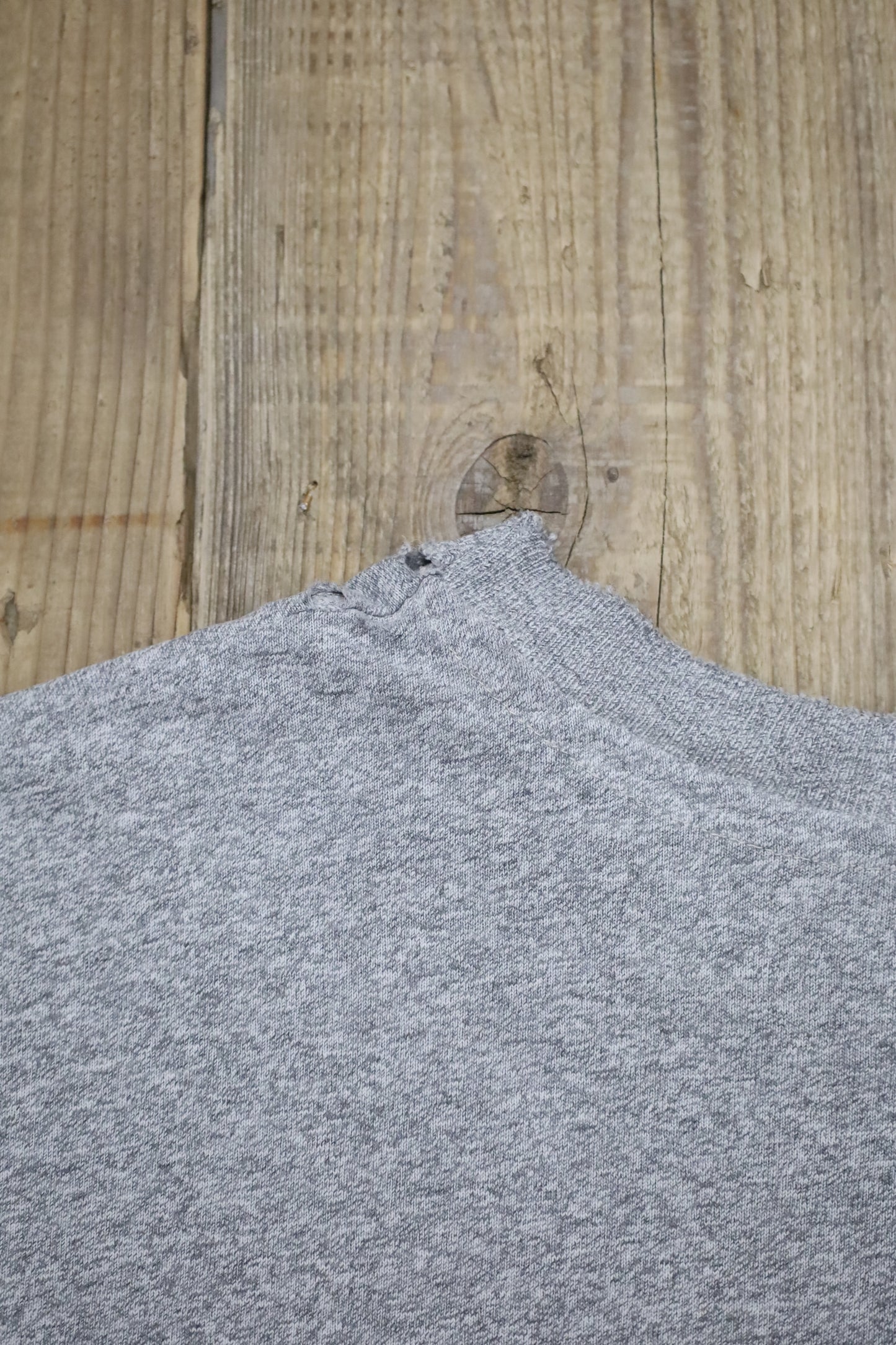 B903 / 1990's cotton exchange print tee