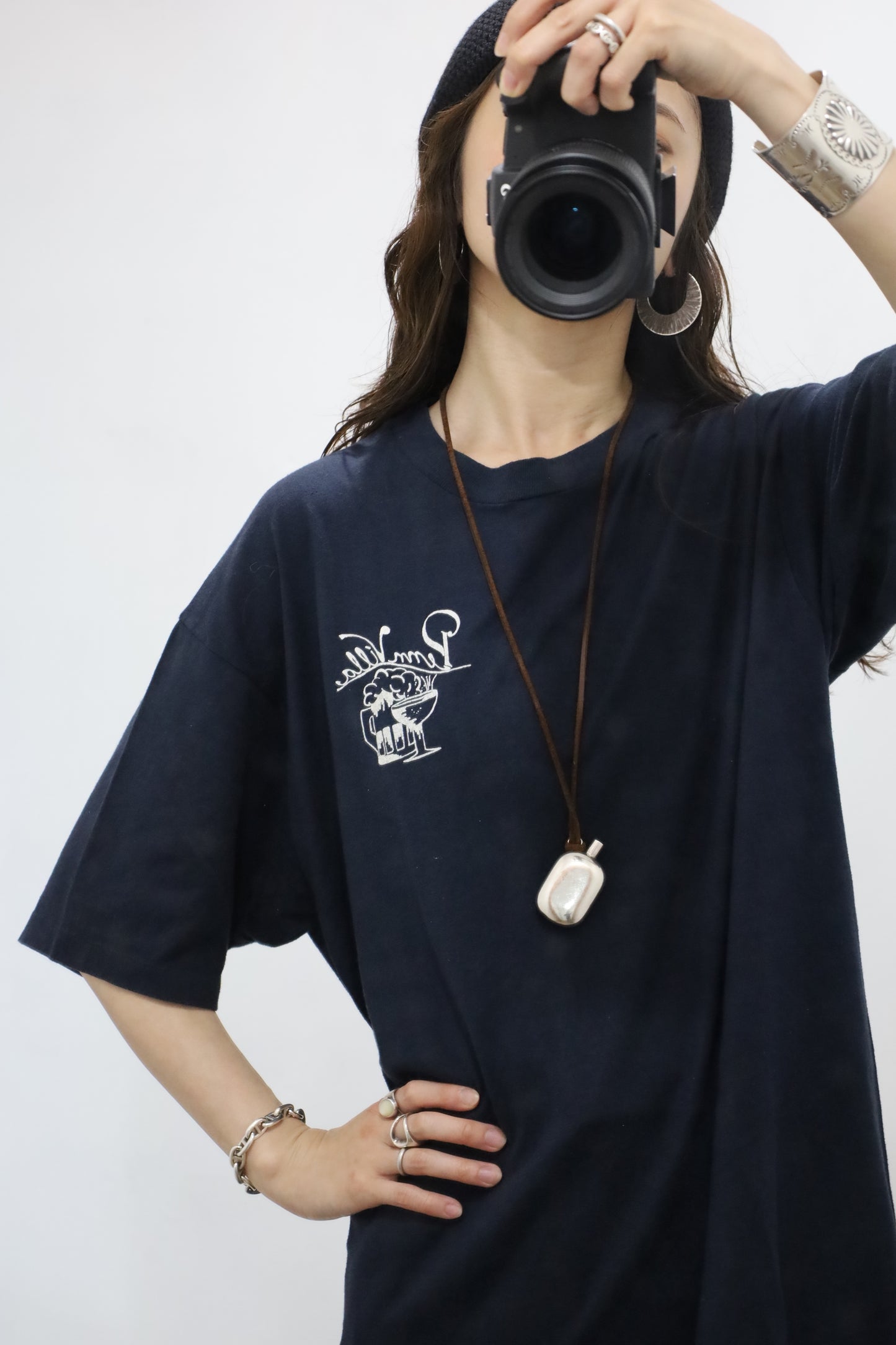 B819 / 1980's HANES print tee