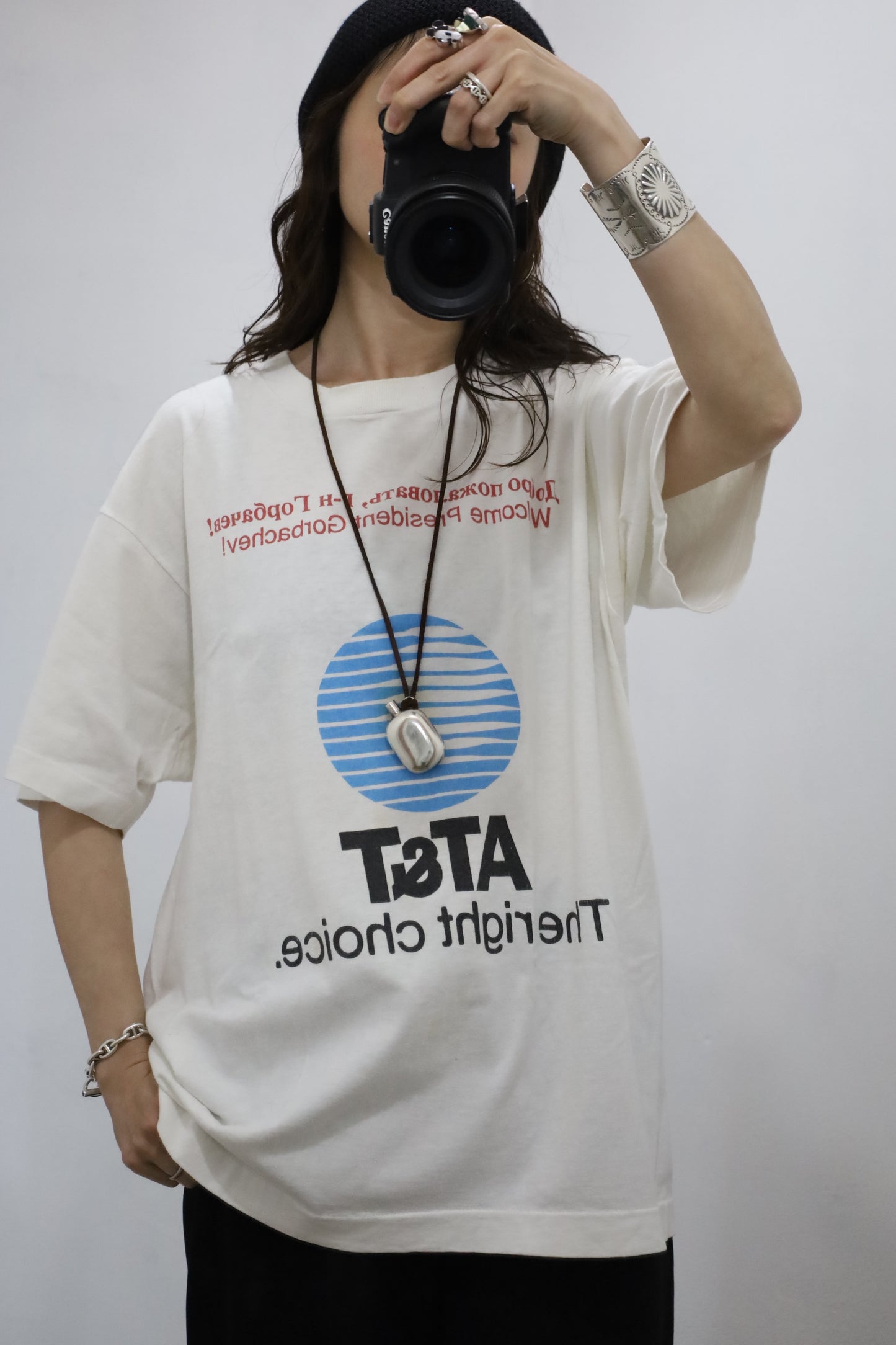 178 / 1990's FRUITS OF THE LOOM AT&T tee