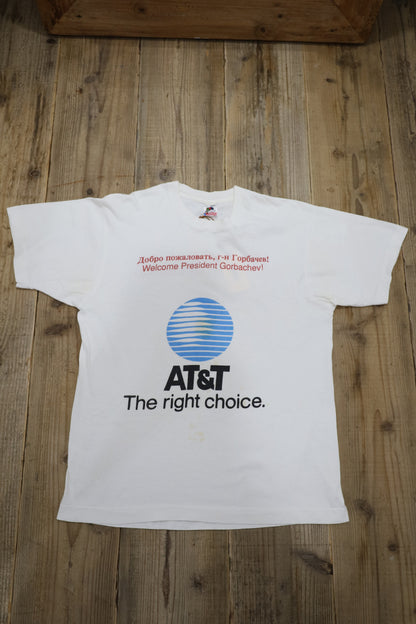 178 / 1990's FRUITS OF THE LOOM AT&T tee