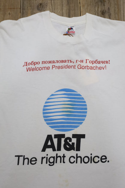 178 / 1990's FRUITS OF THE LOOM AT&T tee