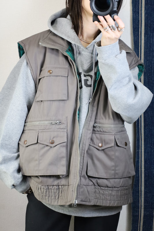 F80 / 1990's OLD BRANDED LION Padding Vest