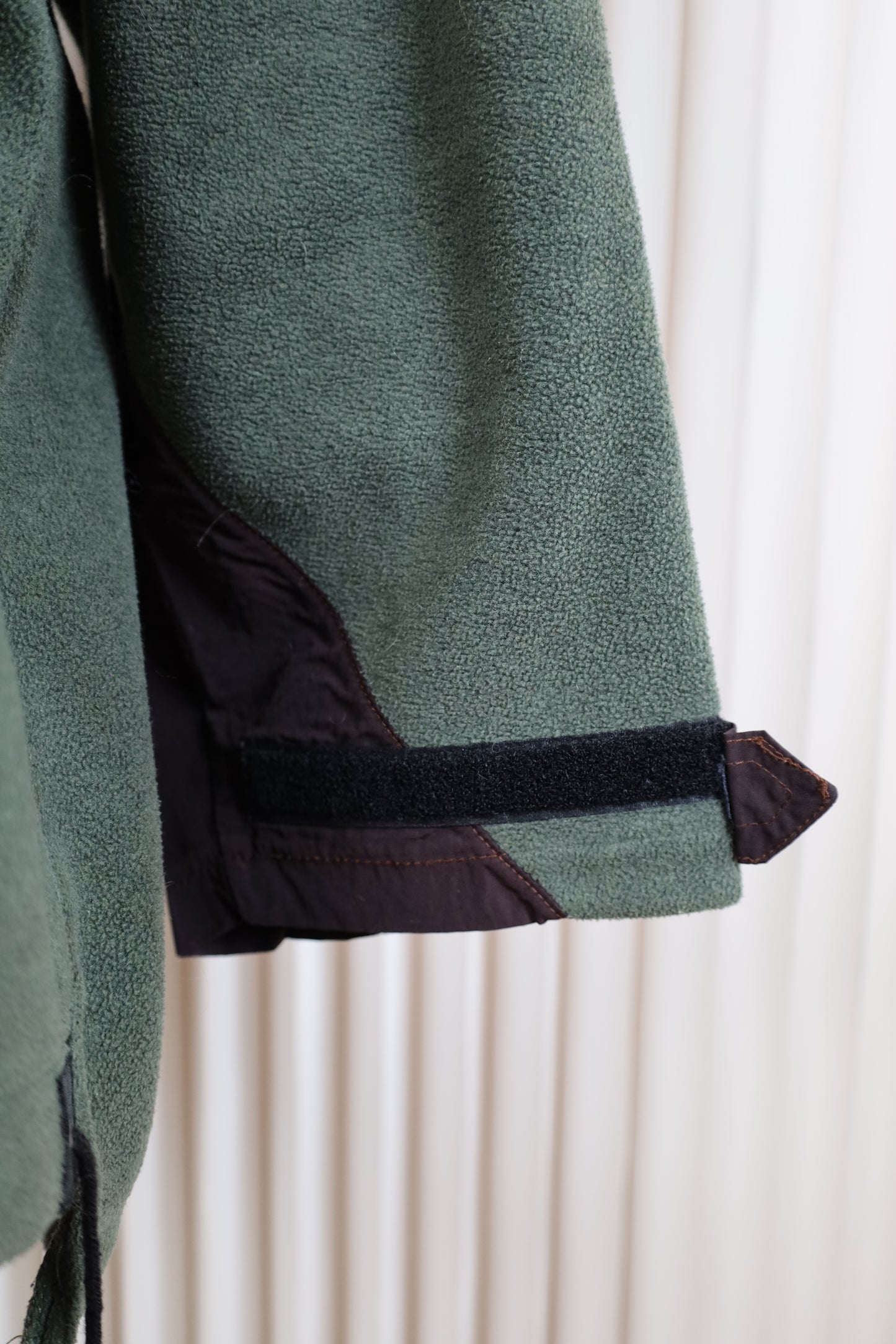 Z1021 / 1990's WINDSURFING fleece pull over